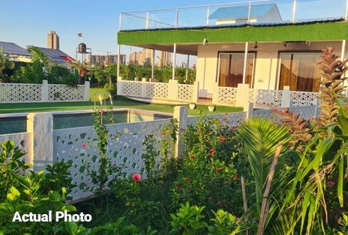  organic-farms Swimming Pool