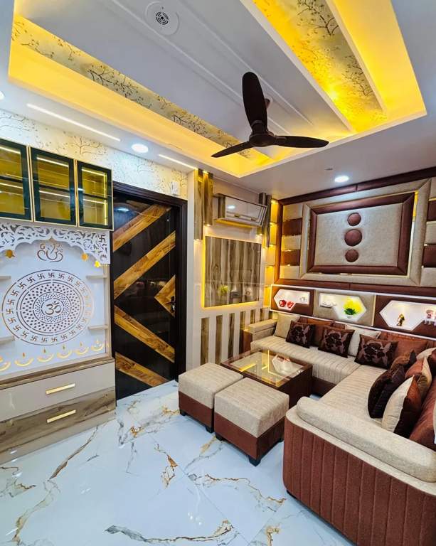  floors Living Area