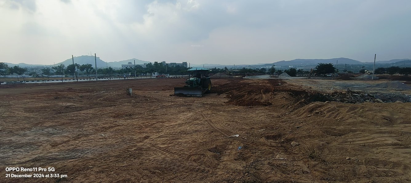  jbs janani green city Plot