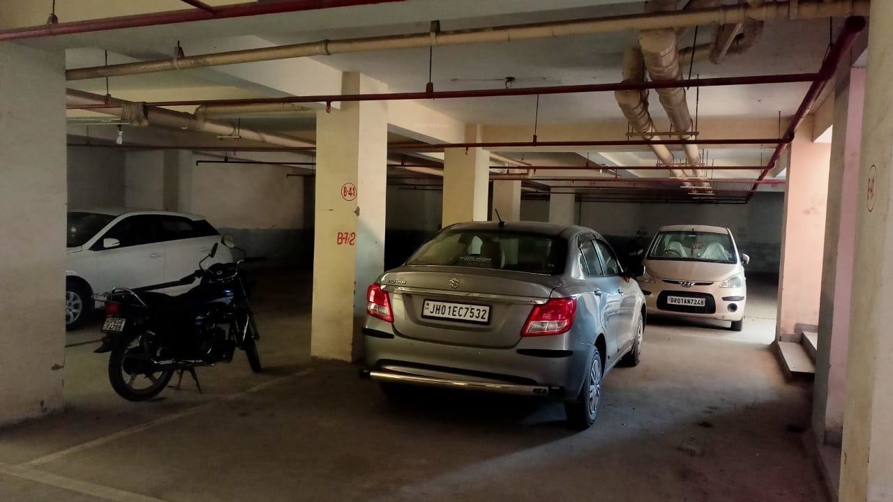  landmark tower phase 1 2 3 Car Parking