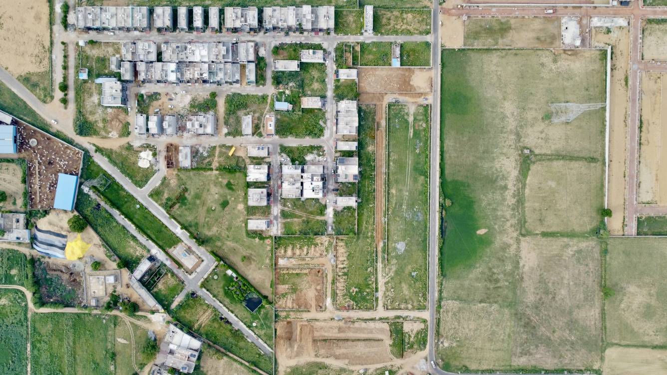  golden gate residency ii Plot