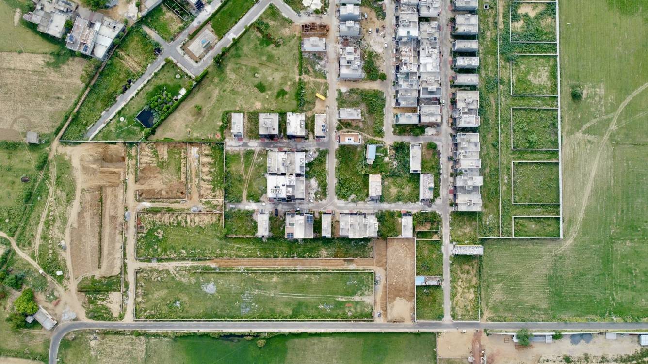  golden gate residency ii Plot