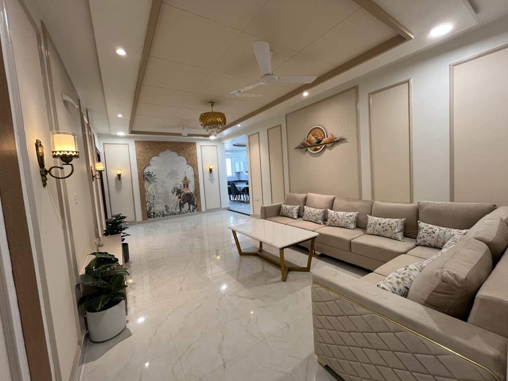  sunrise westway heights Living Area