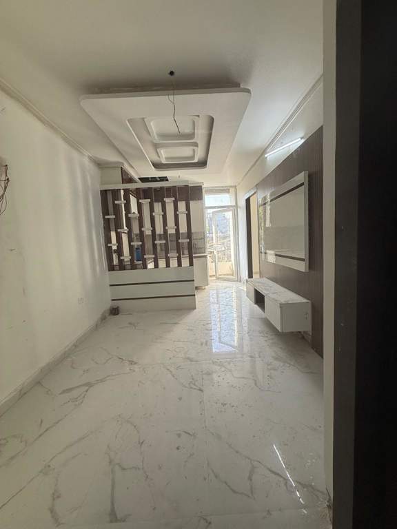  lotus avenue 3 Living Area