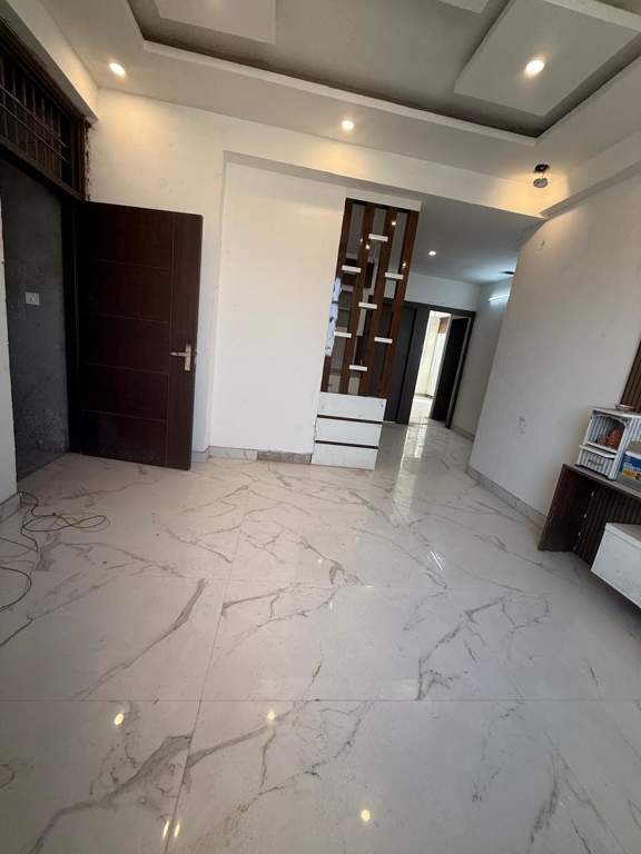  lotus avenue 3 Living Area