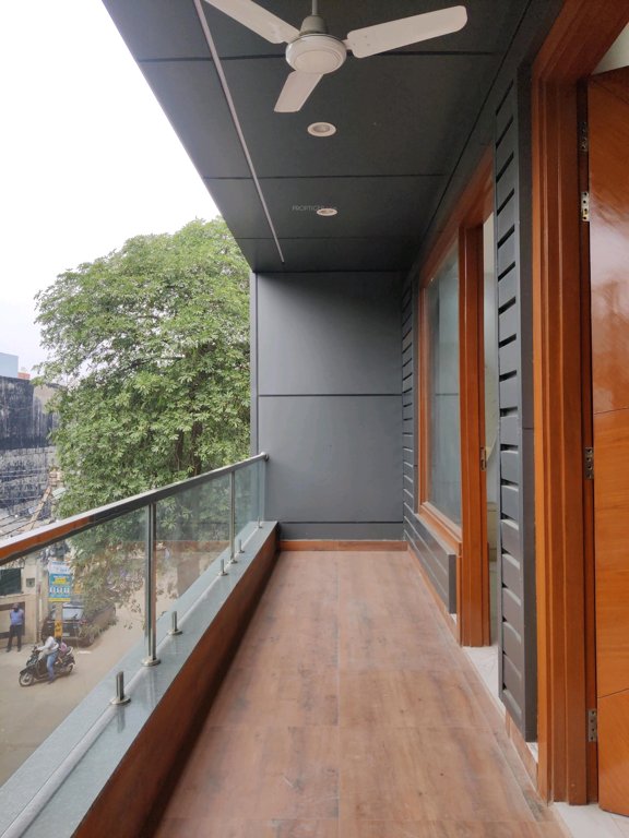  ultra luxury floors Lobby