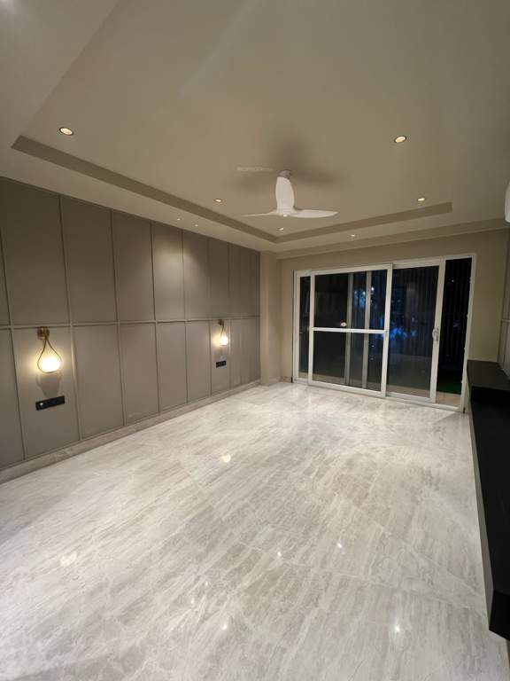  ggr floor 25 Living Area