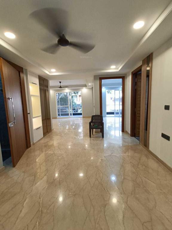  ggr floor 23 Living Area