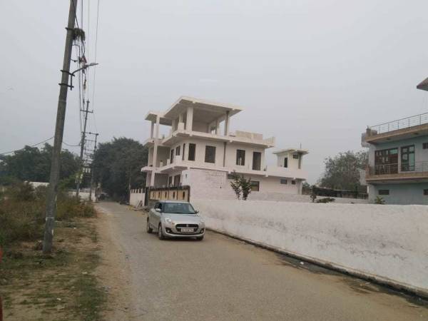Internal Roads & Footpaths rainbow-plots Internal Roads & Footpaths