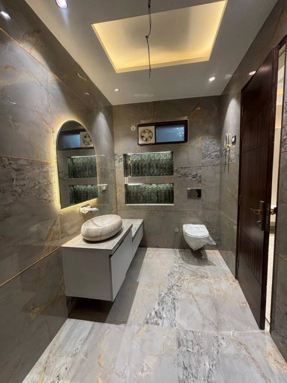 divine luxury homes Bathroom