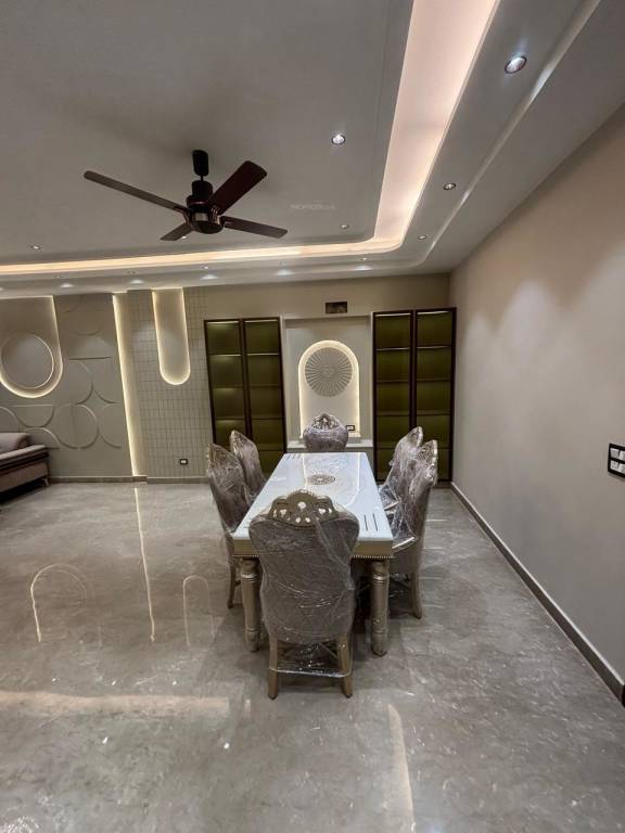 divine luxury homes Dining Area