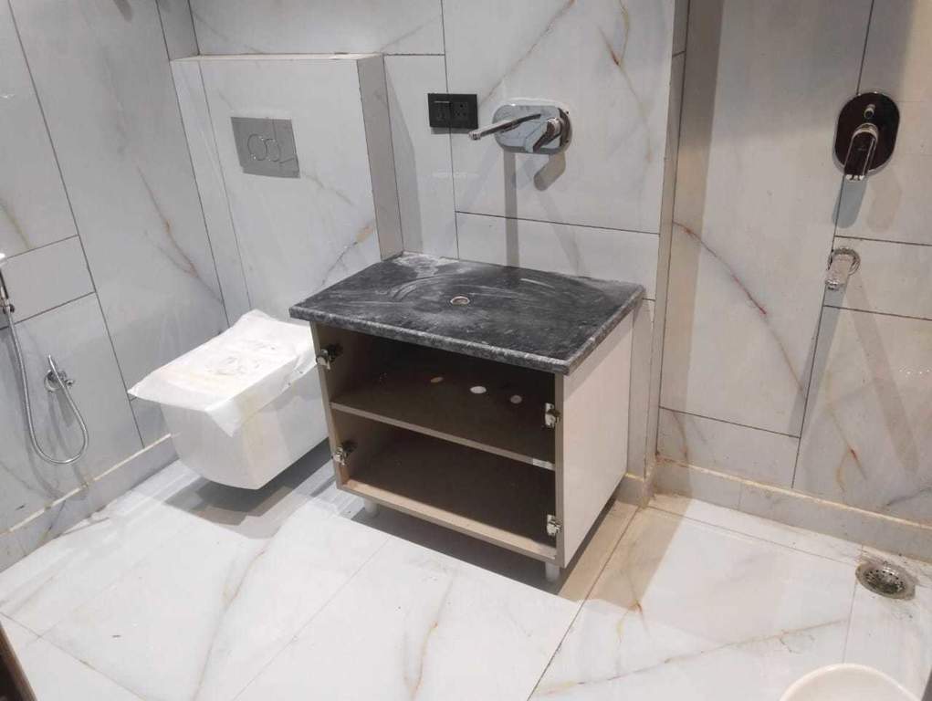 divine ultra luxury homes Bathroom