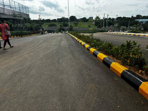  anantha-aerocity Internal Roads & Footpaths