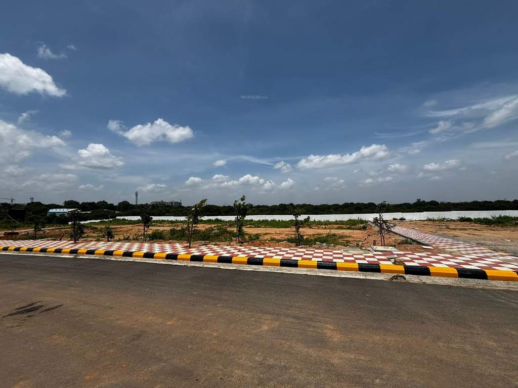  anantha aerocity Plot