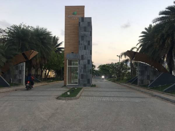  woodside-enclave Internal Roads & Footpaths