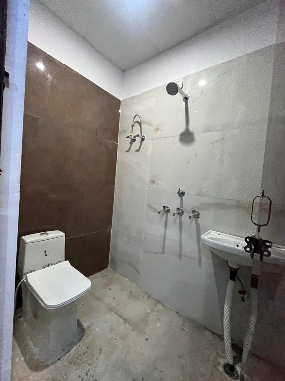  homes Bathroom