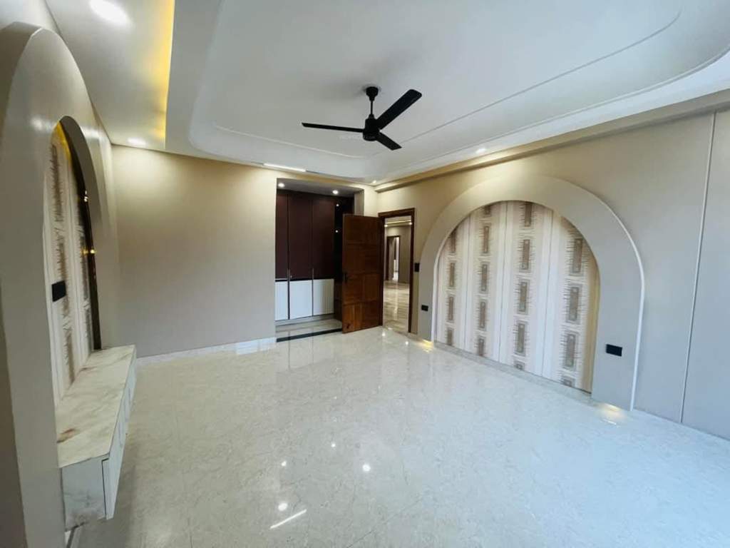 signature floors 3 Bedroom