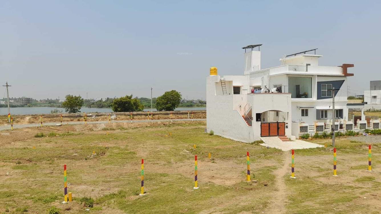  pooja avenue Plot