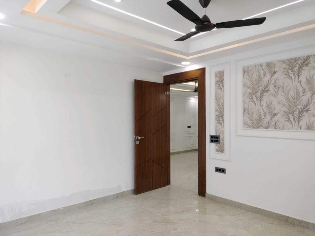  signature floors 358 sqyd Bedroom