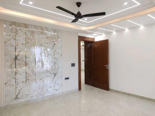  signature-floors-358-sqyd Bedroom