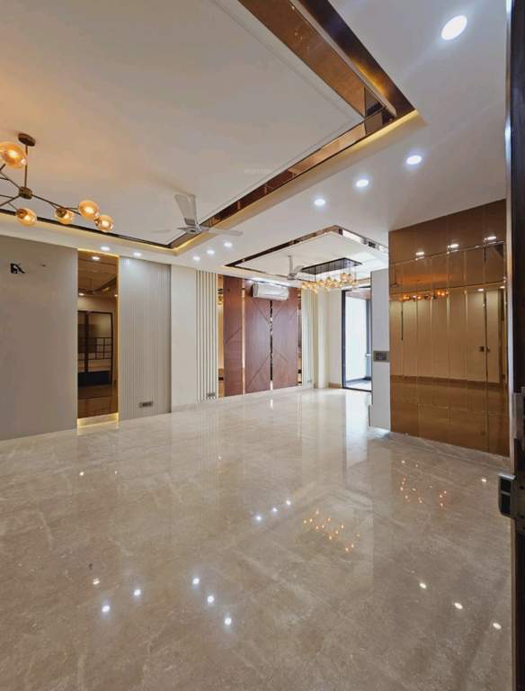 homes 4 bhk super ultra luxury builder floors Living Area