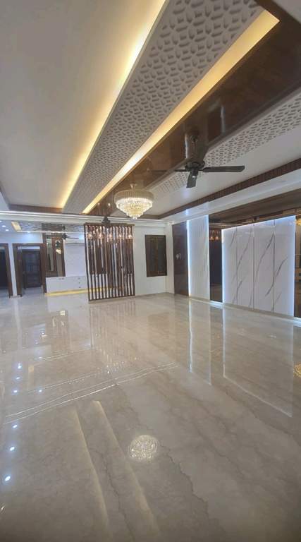 homes 4 bhk super ultra luxury builder floors Living Area