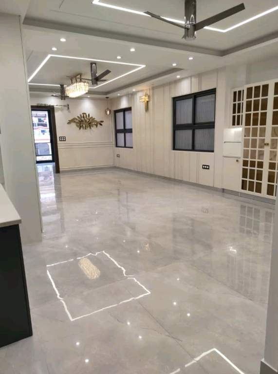 homes 4 bhk super ultra luxury builder floors Living Area