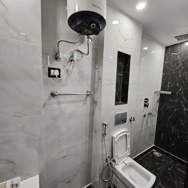 Bathroom ji-homes Bathroom