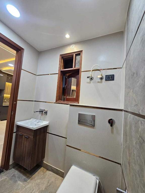  the crest Bathroom