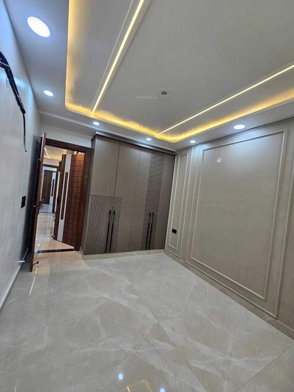  the crest Bedroom