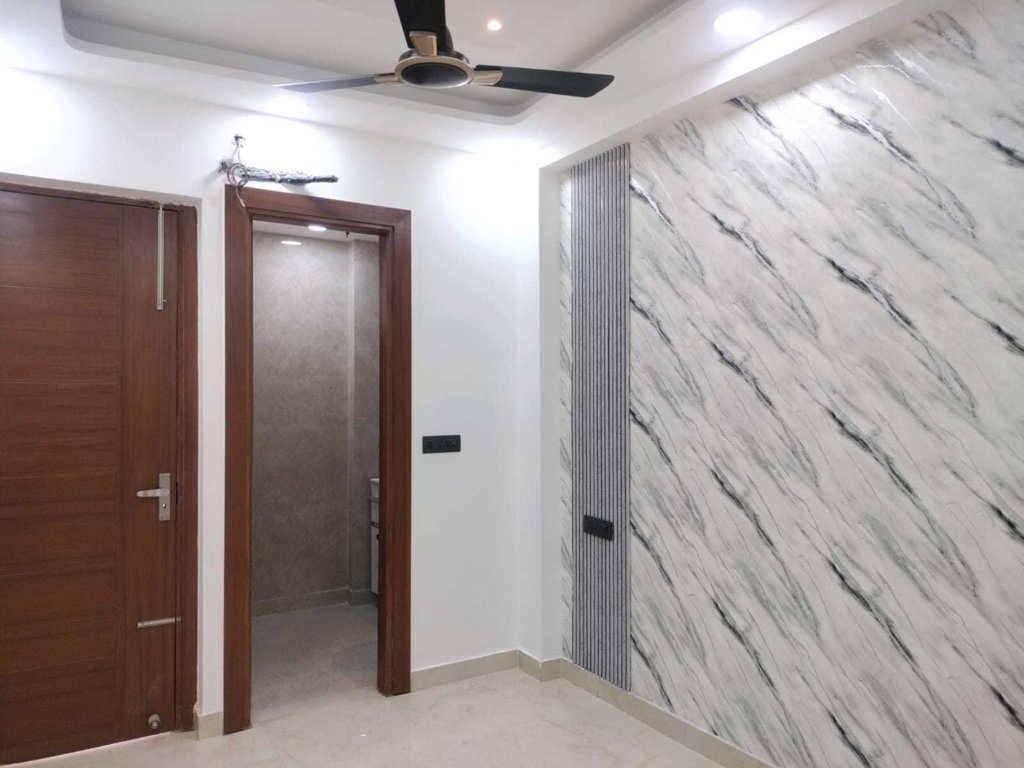  luxury builder floor Bedroom