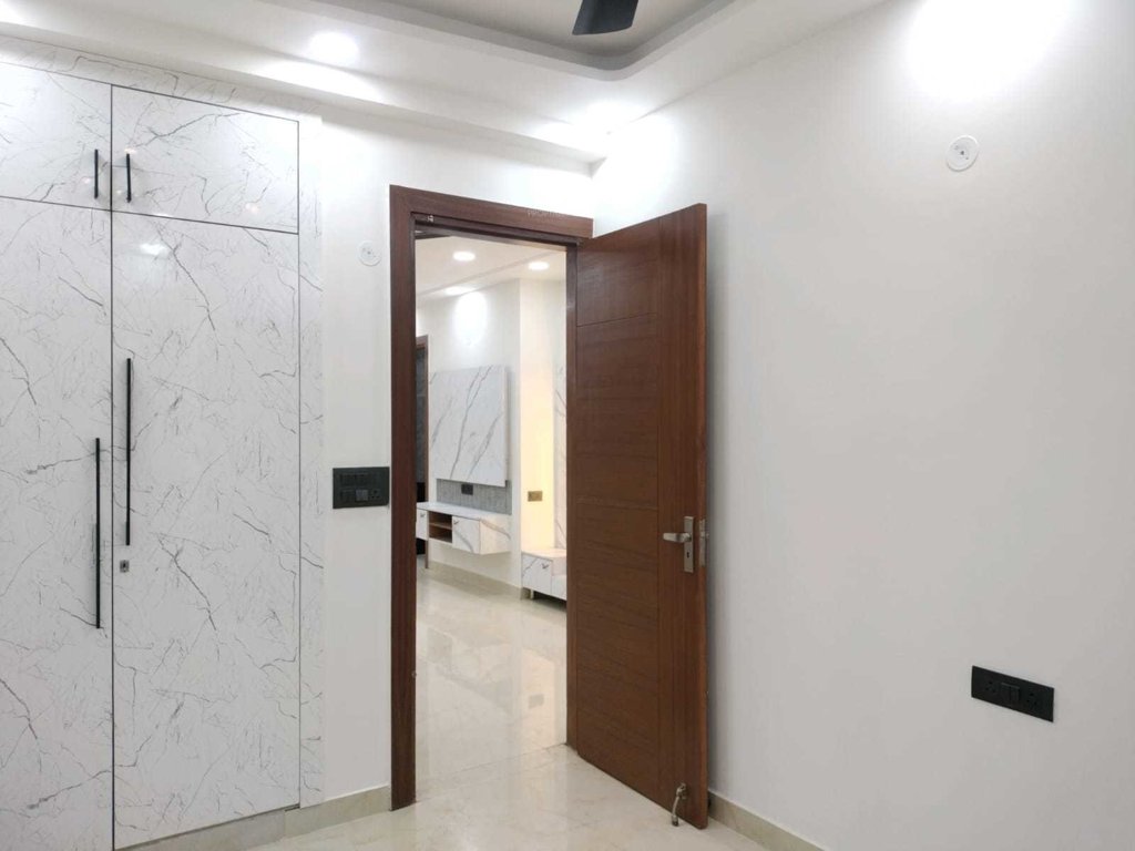  luxury builder floor Bedroom