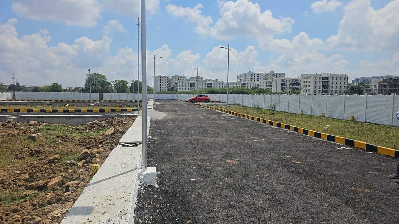  spring field Internal Roads & Footpaths