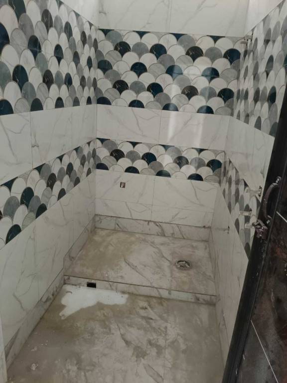  hanuman apartment ii Bathroom