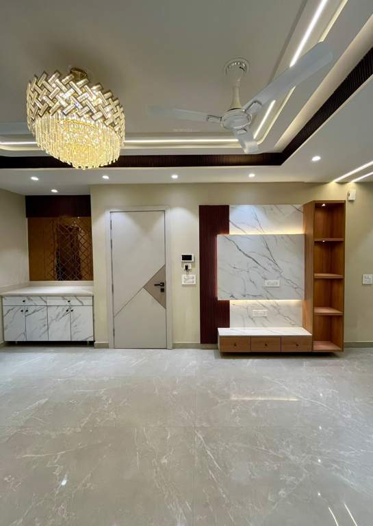 shri balaji luxury floors Dining Area