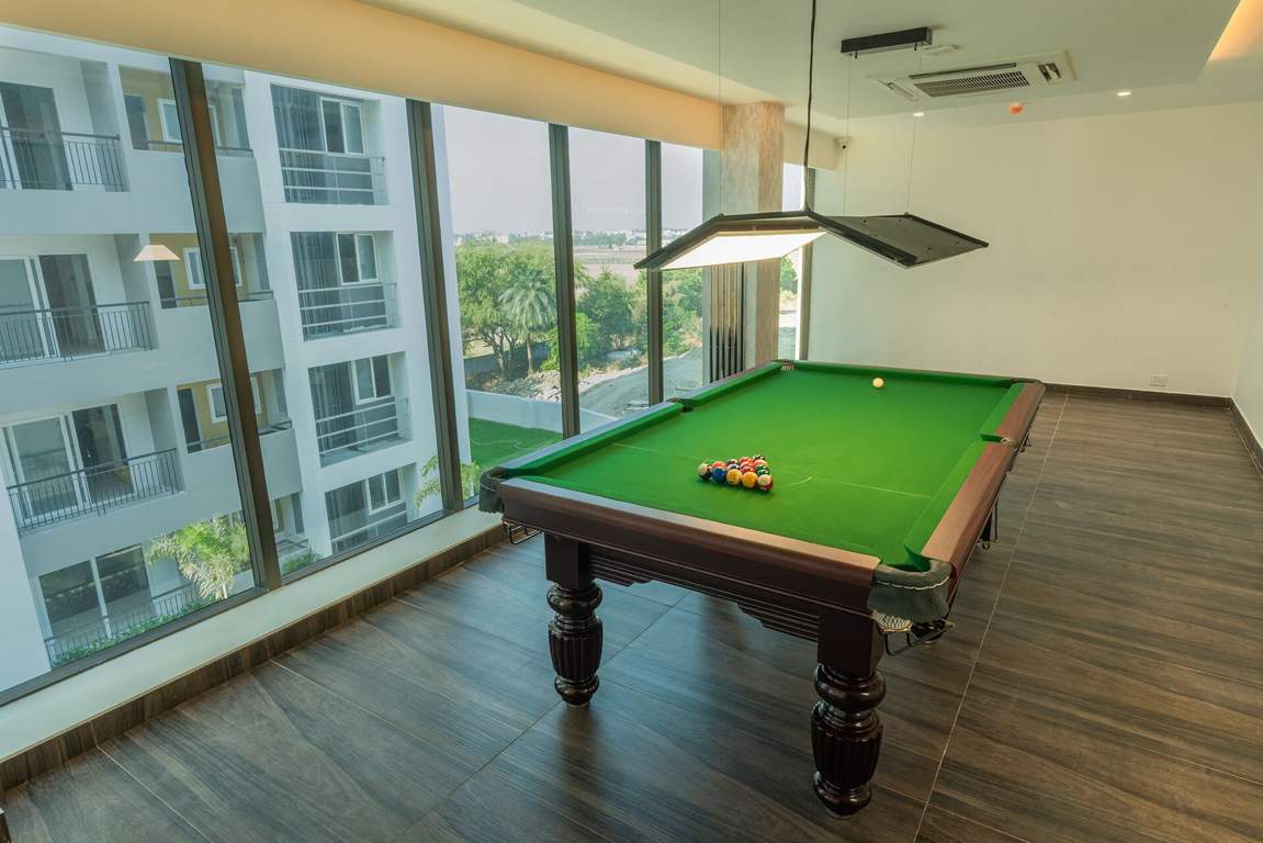  cedar at starwood towers Billiards/ Snooker Table