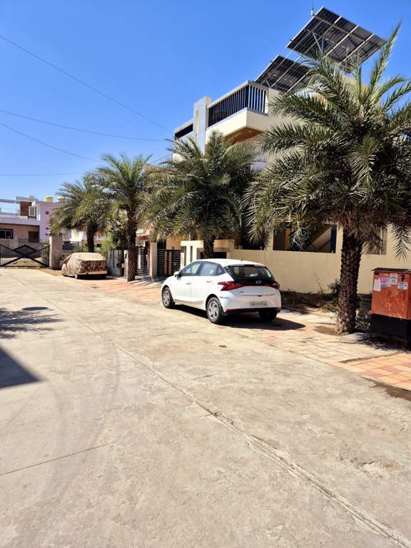  shri govardhan bhakti park Internal Roads & Footpaths