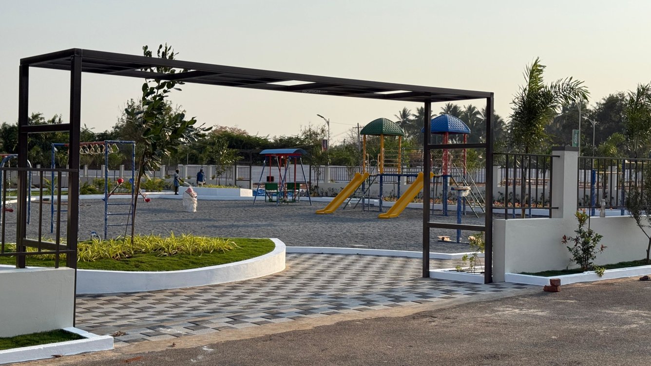 royal gateway Others