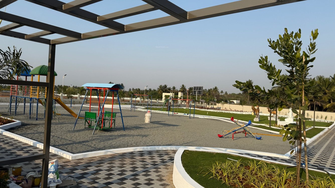 royal gateway Others