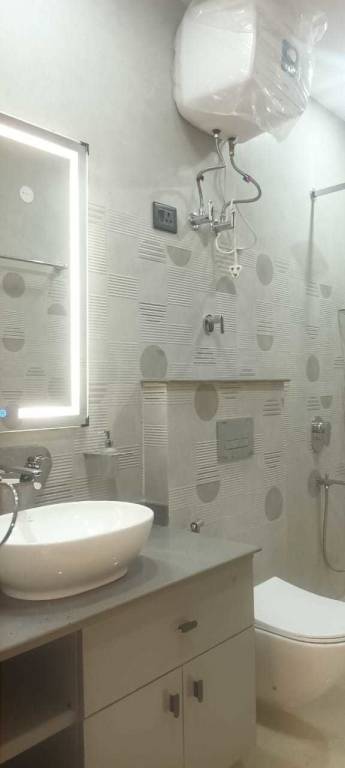 super luxury homes Bathroom