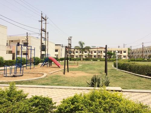  s-simran-city-5-phase-ii Children's play area