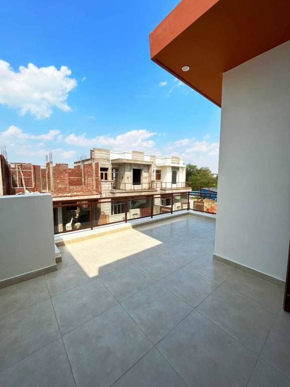  prosperty homes 2 Balcony