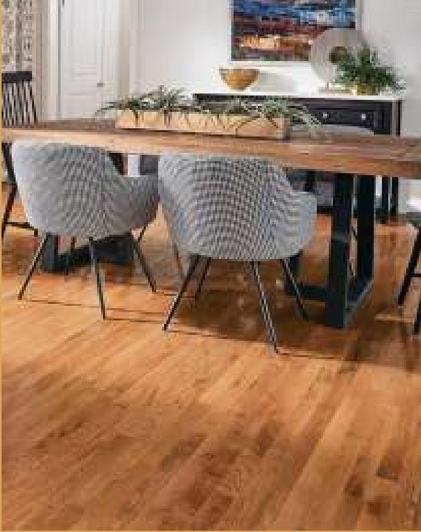 om residency Dining Area