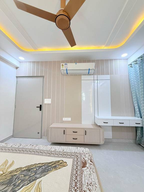  kailash tower Bedroom