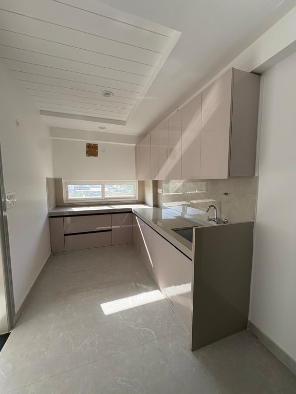  kailash tower Kitchen