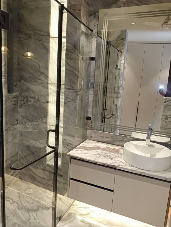  ggr floor 30 Bathroom