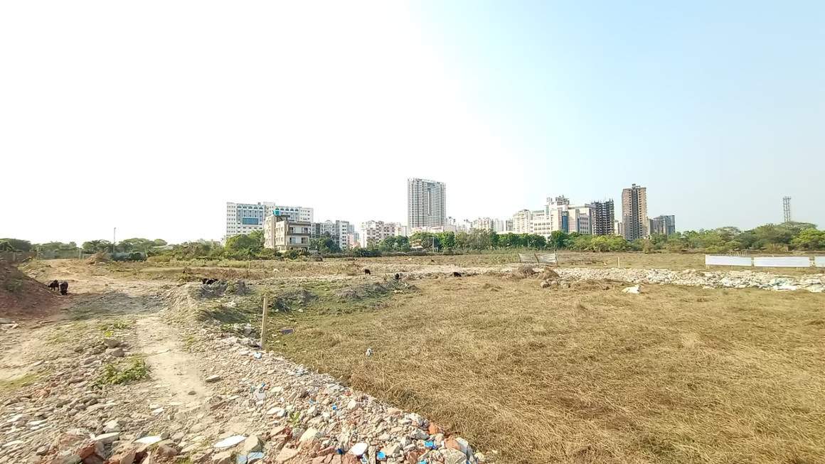  dream city Plot