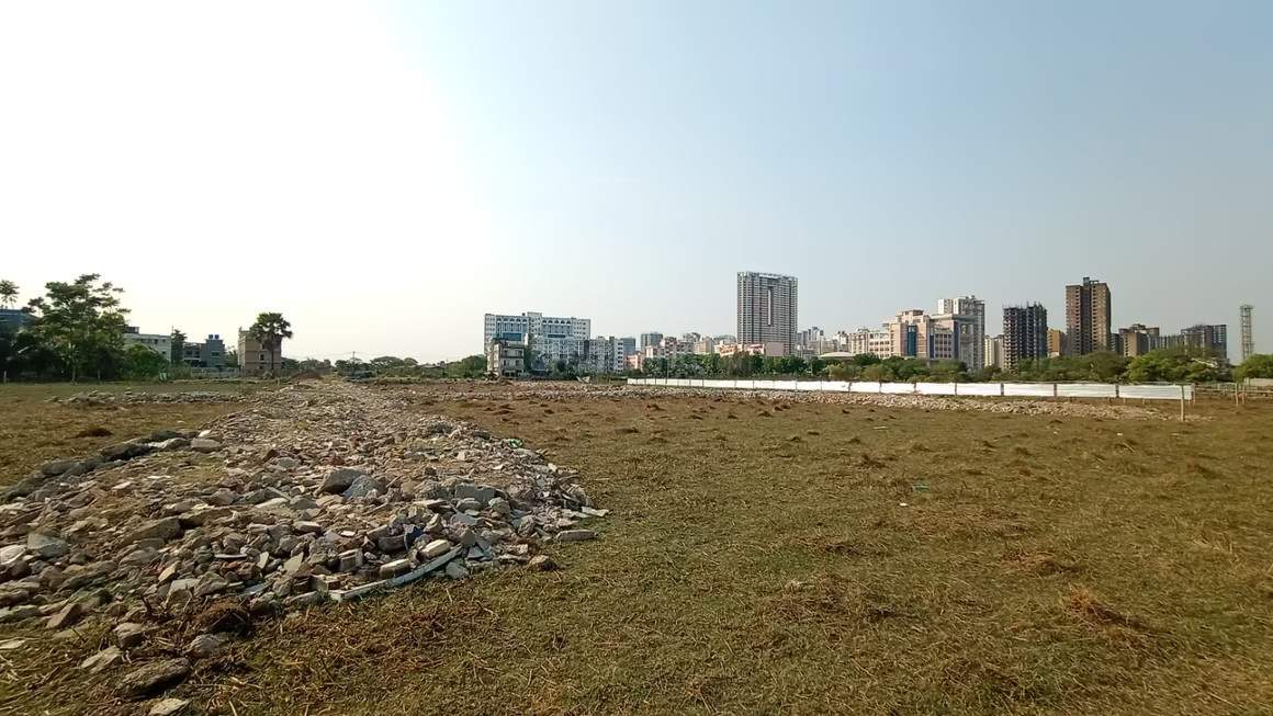  dream city Plot