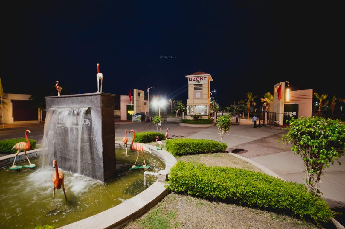  city phase 6 the golden estate Fountains