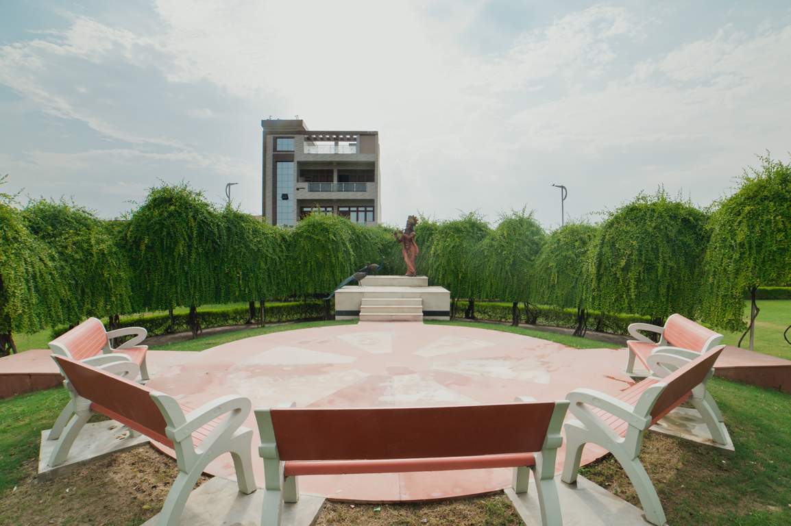  city phase 6 the golden estate Senior Citizen Sitout